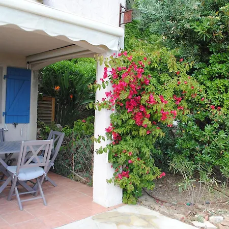 Les Issambres Apartman *